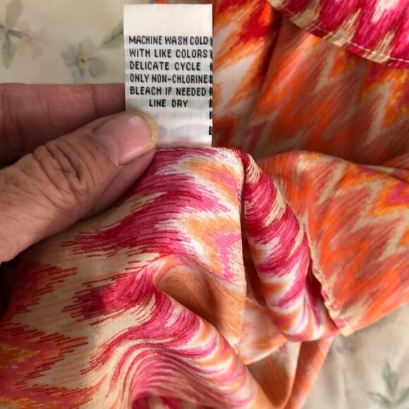 Ali & Kris Ruffled Racerback Tank L Gently Used - Picture 6 of 6